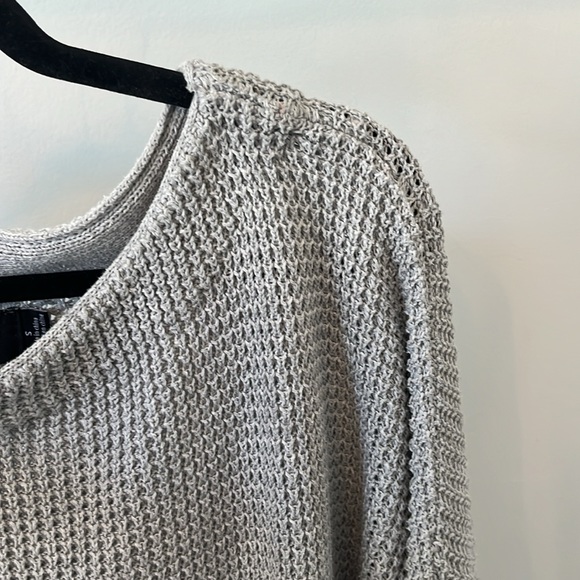 Mink Pink Grey Cropped Sweater - Picture 2 of 4